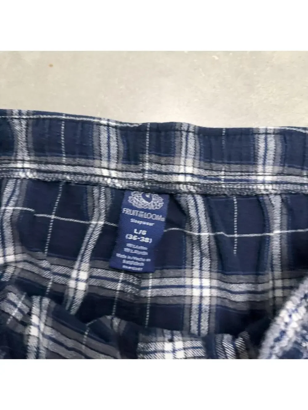 Y2K Men's Navy and White Plaid Fruit of the Loom Pajama Bottoms Sized Large